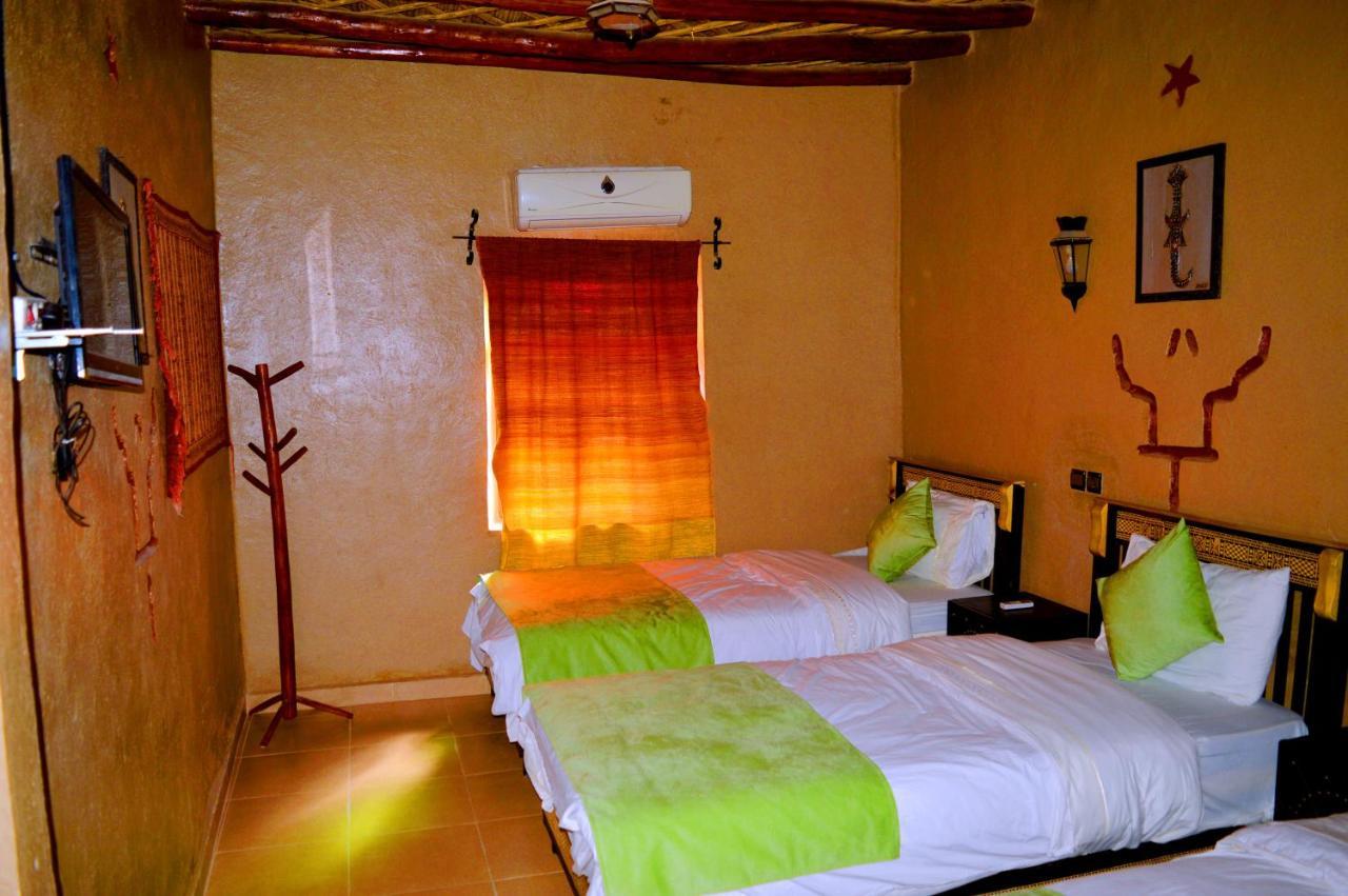 Auberge Les Roches Merzouga Exteriör bild