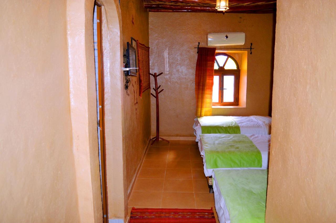Auberge Les Roches Merzouga Exteriör bild