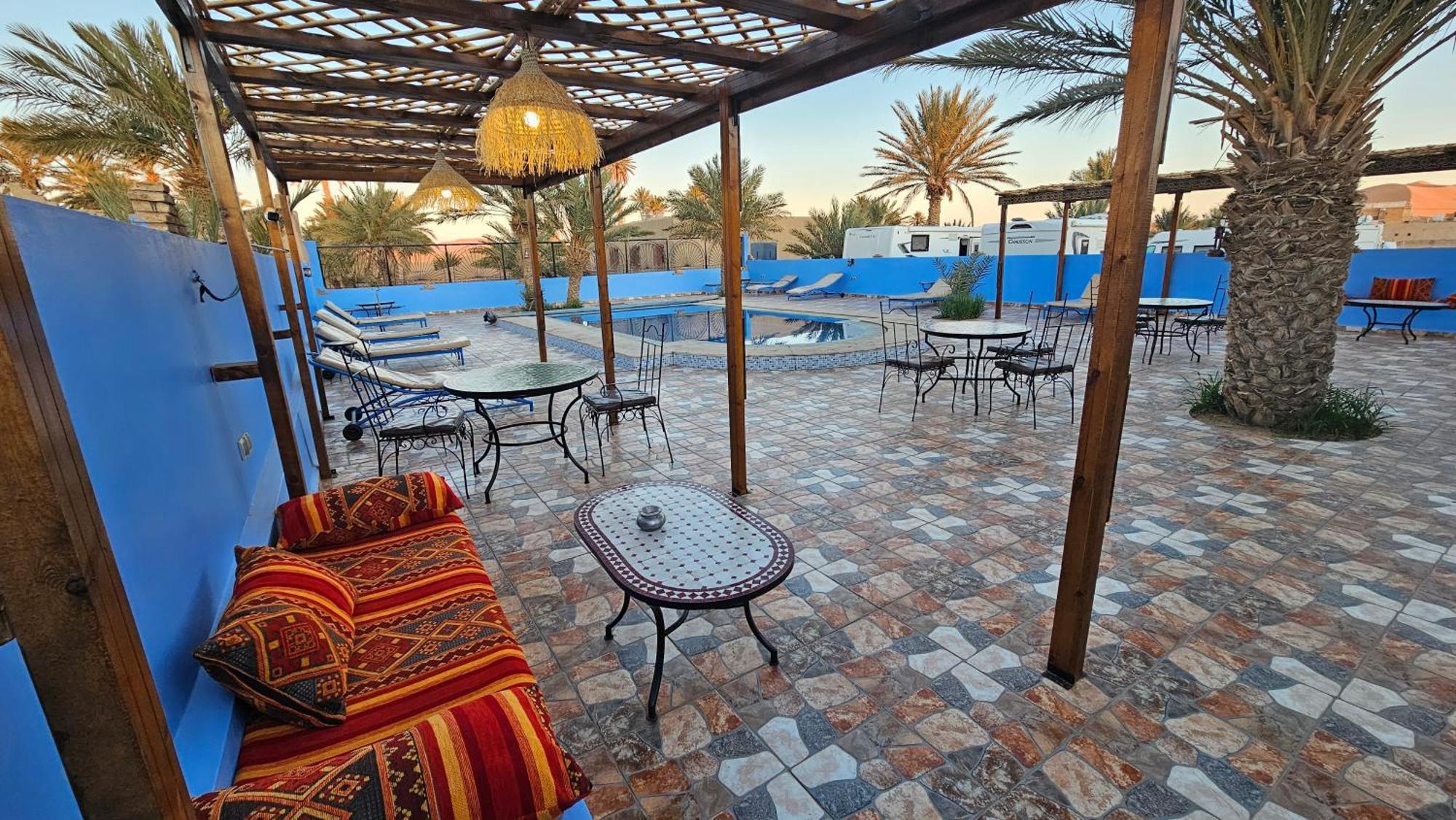 Auberge Les Roches Merzouga Exteriör bild