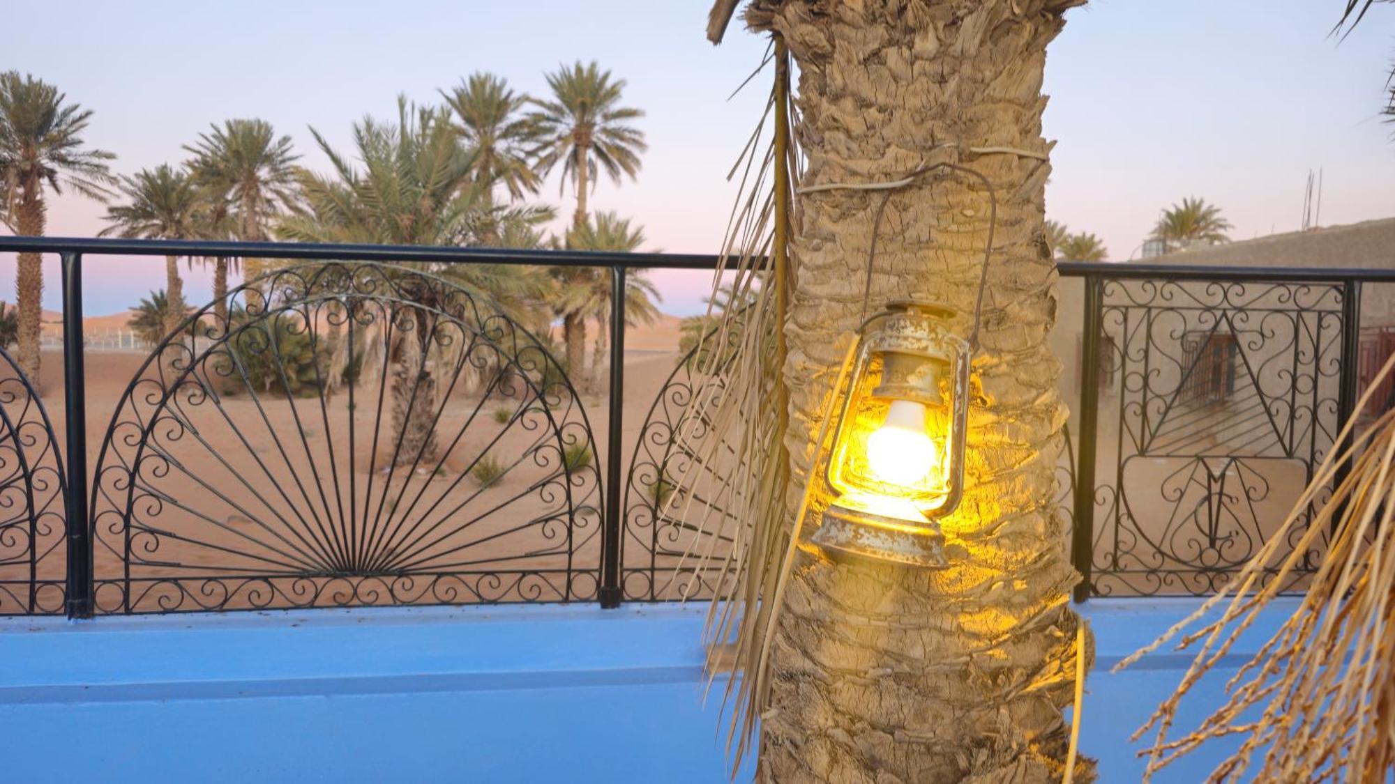 Auberge Les Roches Merzouga Exteriör bild