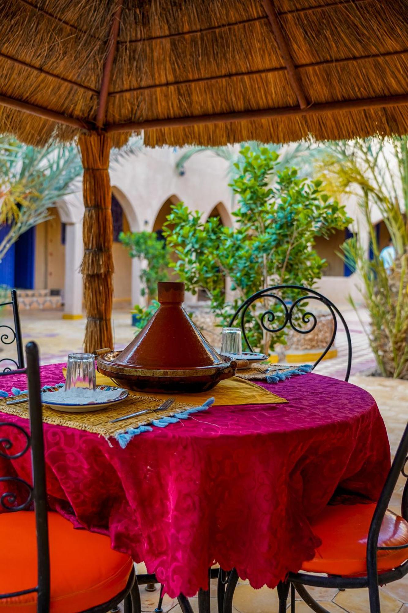 Auberge Les Roches Merzouga Exteriör bild