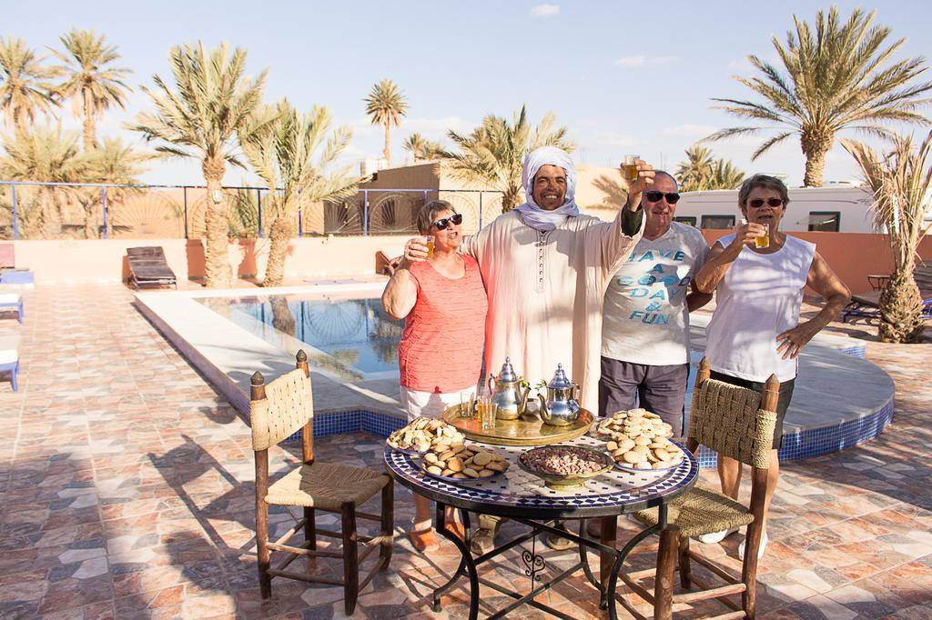 Auberge Les Roches Merzouga Exteriör bild