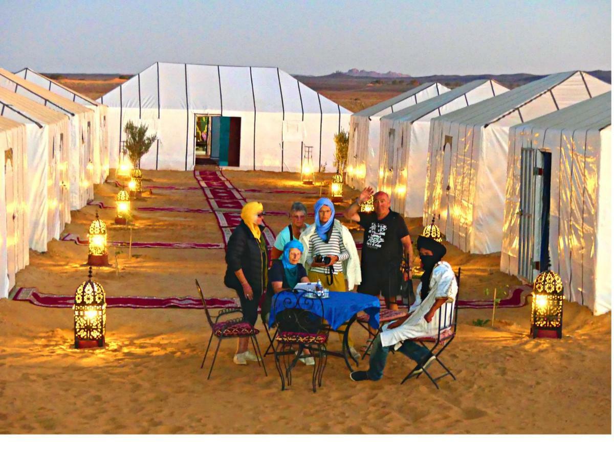 Auberge Les Roches Merzouga Exteriör bild